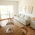 Modern Flat With Montgo View Apartment