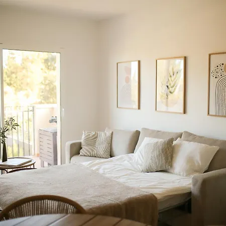 Apartamento Modern Flat With Montgo View *