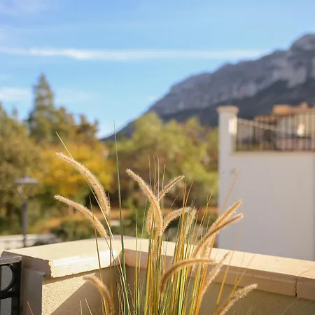 Modern Flat With Montgo View Apartment *