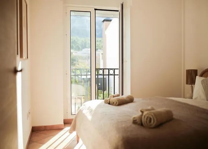 Modern Flat With Montgo View 아파트 데니아